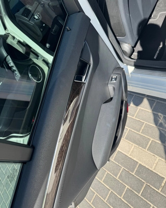 Mercedes-Benz Klasa C cena 183000 przebieg: 169000, rok produkcji 2010 z Lubin małe 232